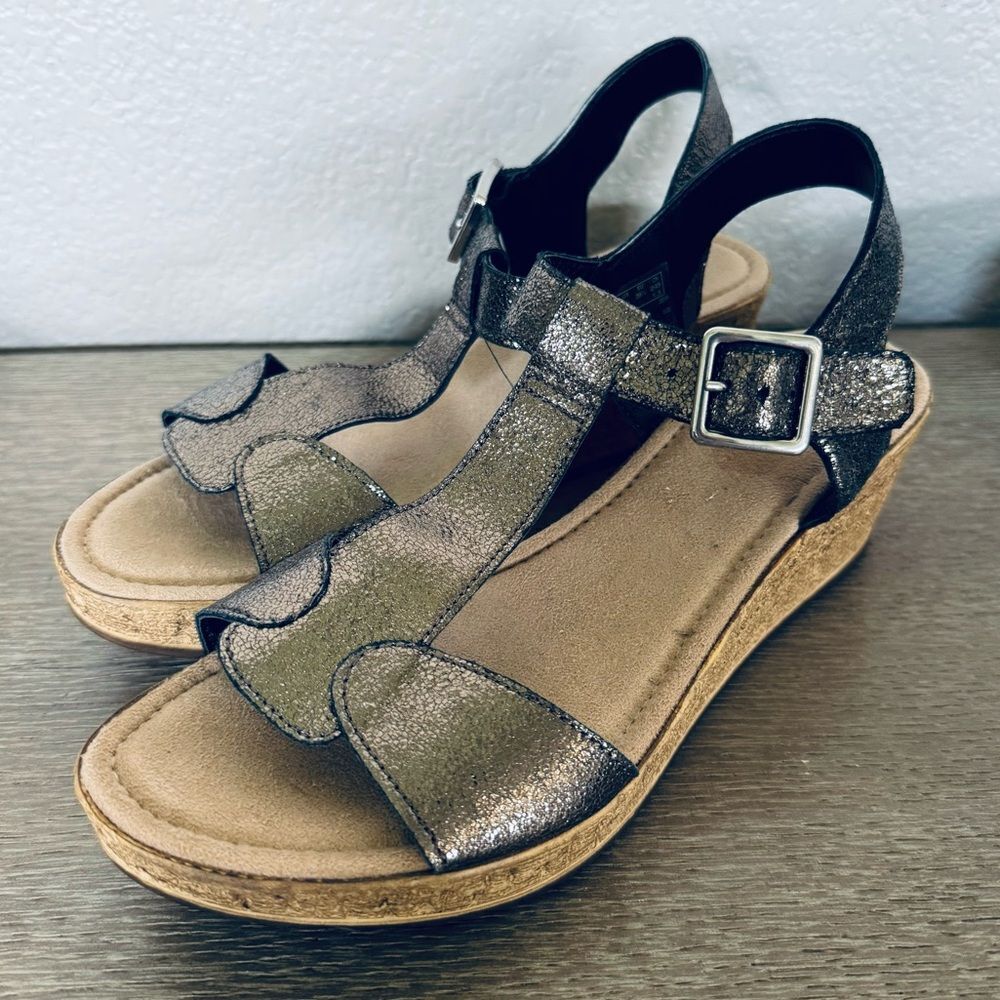 Clarks Metallic Brown Leather Cork Wedge Heel Sandals 8.5